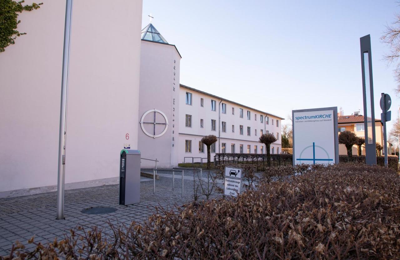Spectrum Kirche Exerzitien-Und Bildungshaus Auf Mariahilf Passau Eksteriør bilde